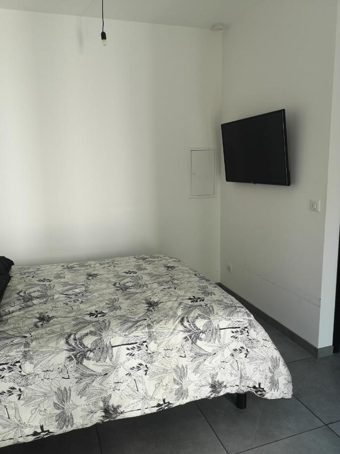 Apartmán Studio Style Industriel Barbaggio Exteriér fotografie